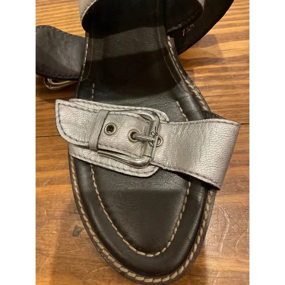 Vintage Donald J Pliner Metallic Silver Cerel Block Heels, sz 7 1/2 - Picture 4 of 9